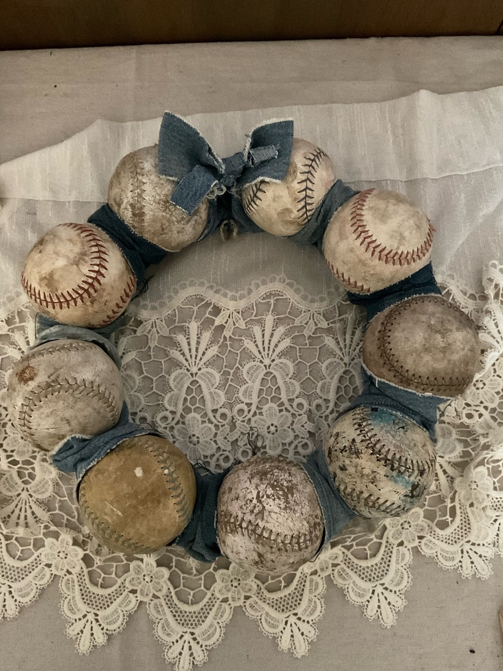 Newly Upcycled Handcrafted Softball Wreath Sports Decor
⚾️⚾️⚾️⚾️⚾️⚾️⚾️⚾️⚾️